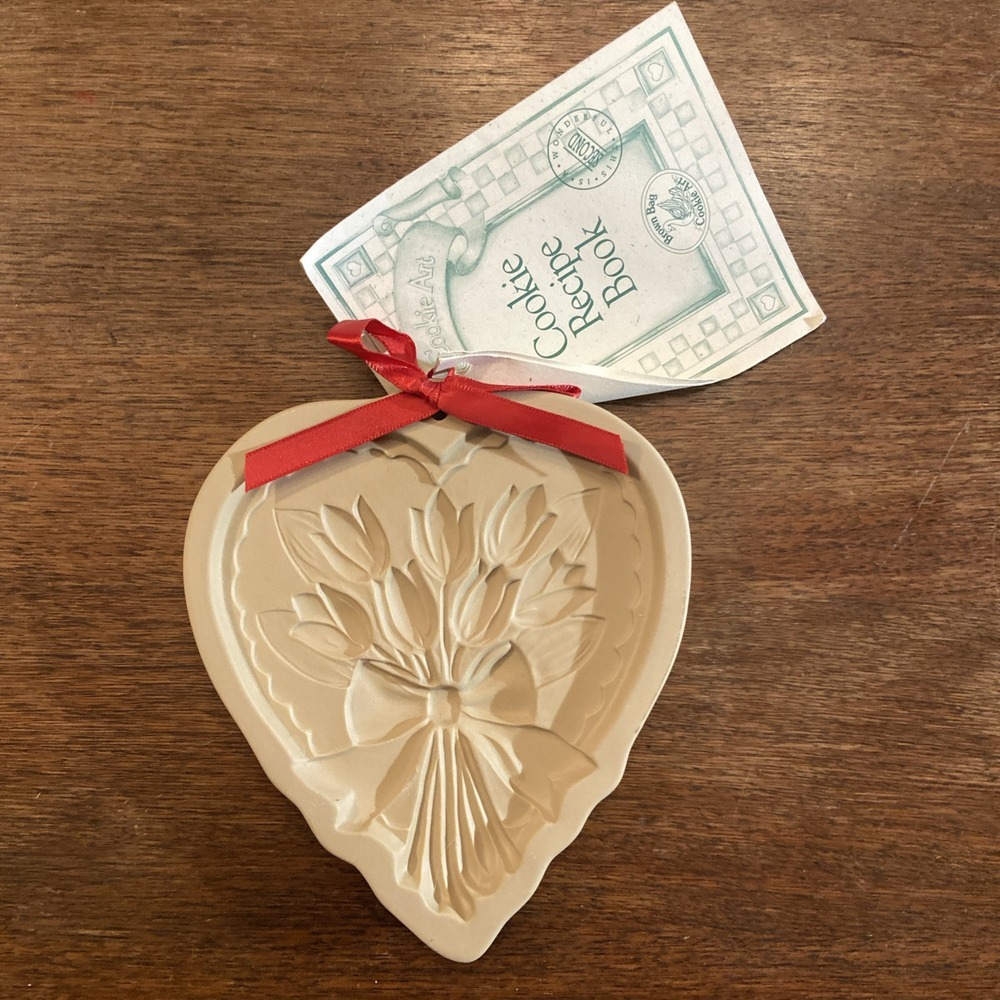 Vtg 1989  BROWN BAG‎ COOKIE MOLD - Bouquet of Tulips- EXCELLENT New with tag.